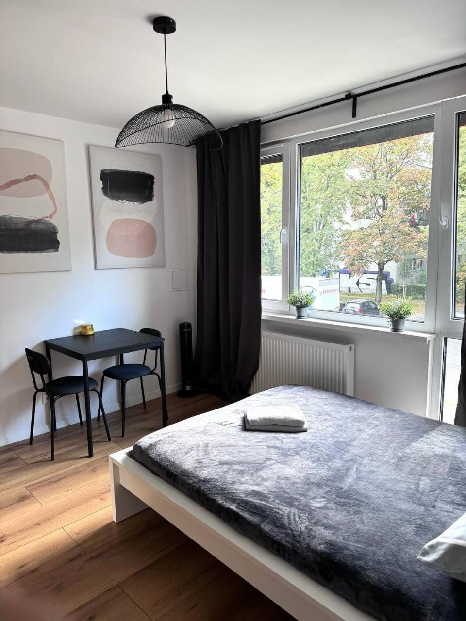 Quiet Apartment Near The Park, Metro, Centre, Wi-Fi - By Hik Apartments Varsovia Exterior foto